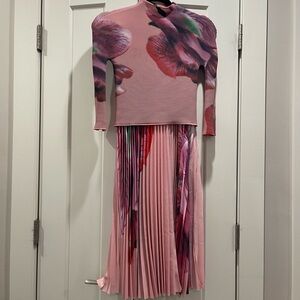 Midi skirt with waffle top. Size S/M